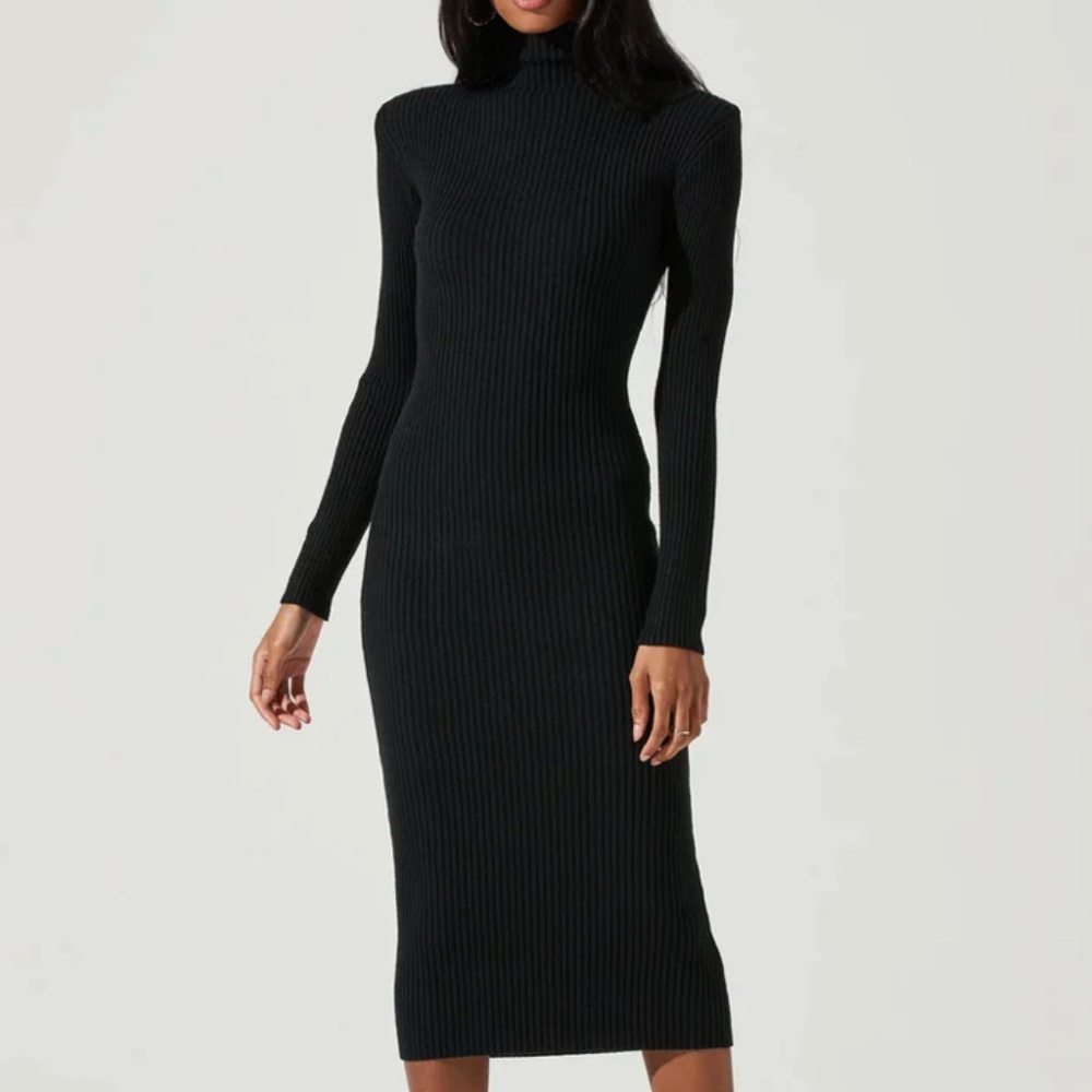 ABILENE LONG SLEEVE TURTLENECK SWEATER MIDI DRESS